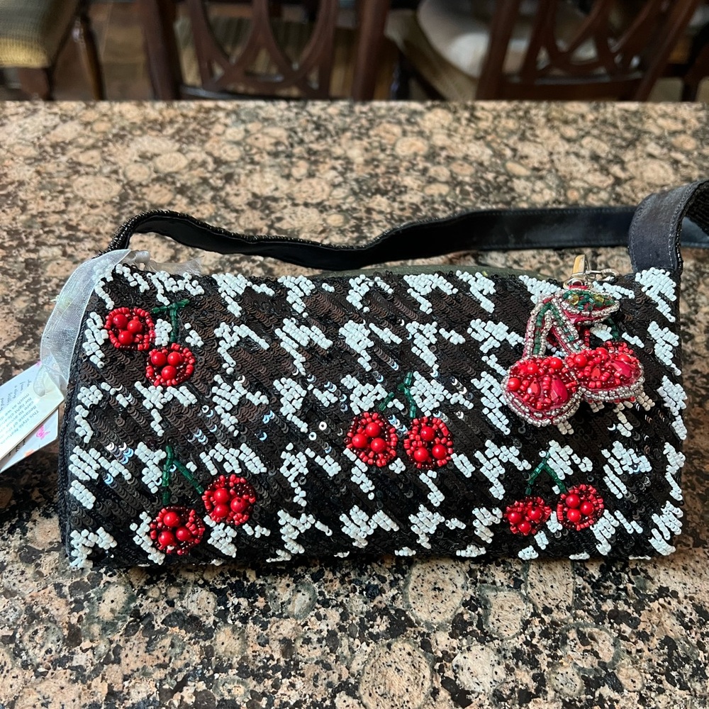 Chic Black and Red Beaded Shoulder Bag